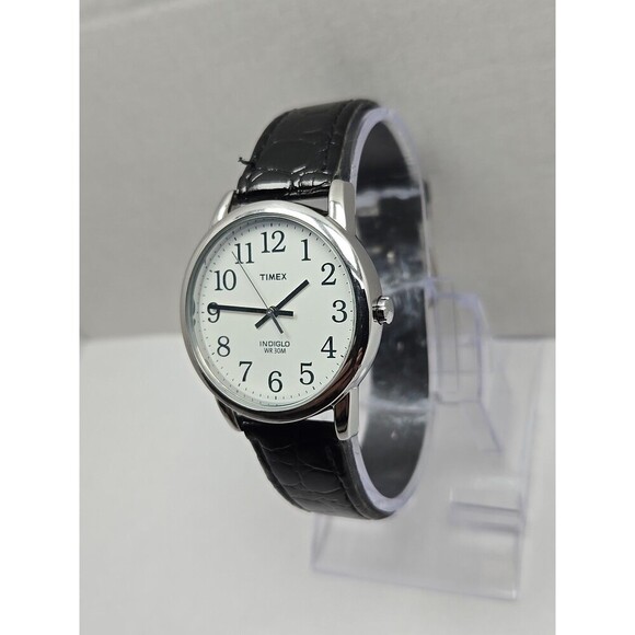 Timex Easy Reader Indiglo Silver Tone 35mm Quartz Watch Black New Battery WR 30M - Picture 2 of 13